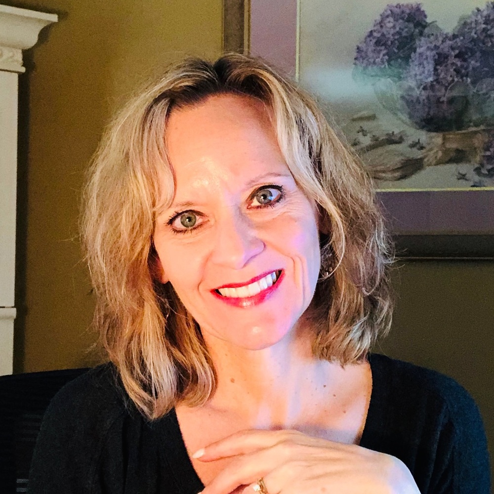 Meet your Posher, Debbi